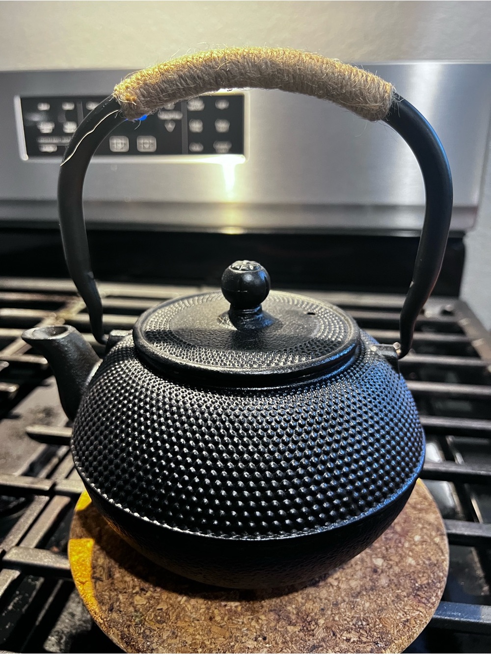 OKUMEYR Black Cast Iron Teapot with Wrapped Handle